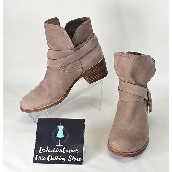 UGG Elora Sahara Women's Taupe Suede Leather Ankle Boots Heel Size 7.5 217 - Picture 13 of 16